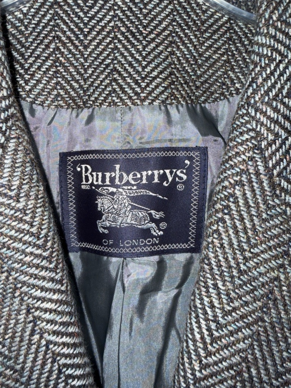 Vintage Burberry's Herringbone blazer - Picture 2 of 5